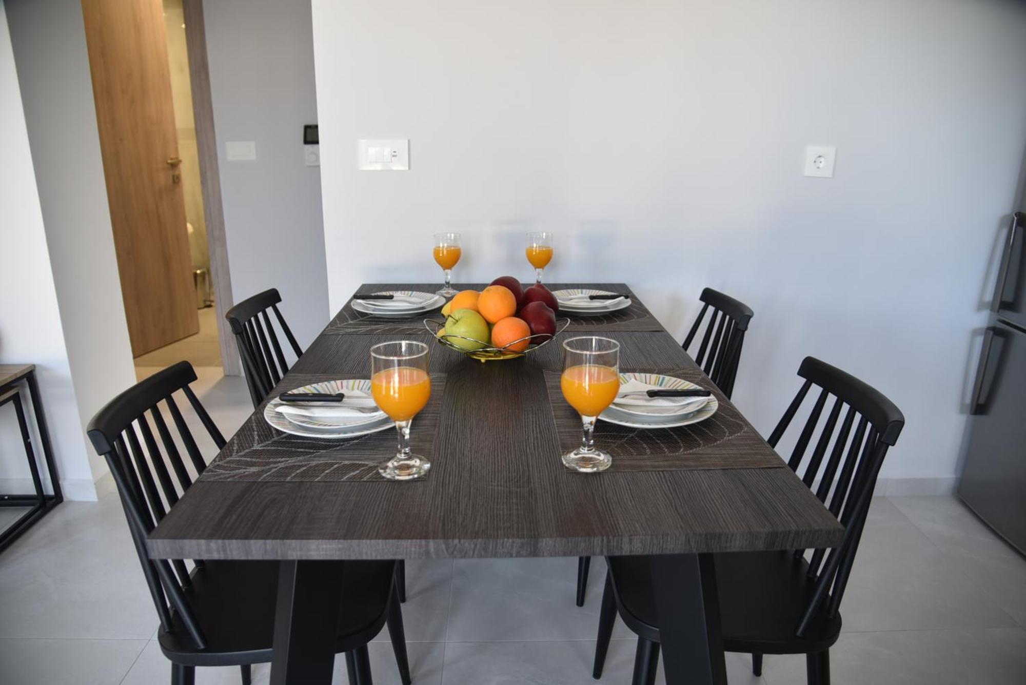 Pirgos Deluxe Apartment - Private Parking Kíssamos Extérieur photo