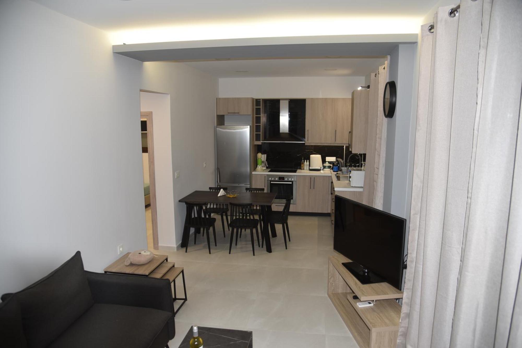 Pirgos Deluxe Apartment - Private Parking Kíssamos Extérieur photo