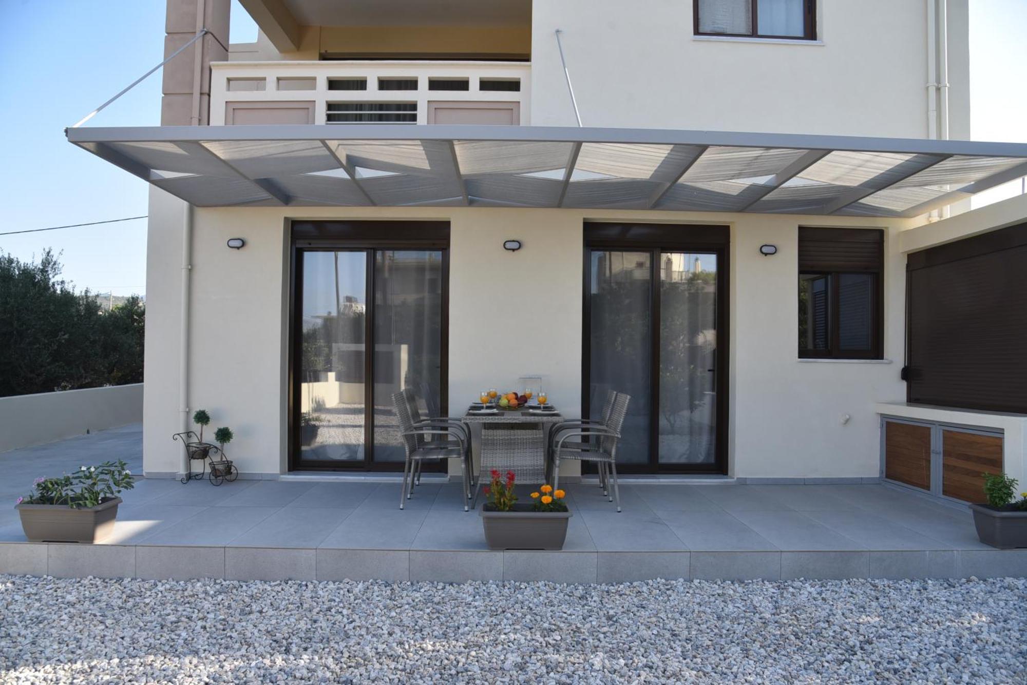 Pirgos Deluxe Apartment - Private Parking Kíssamos Extérieur photo