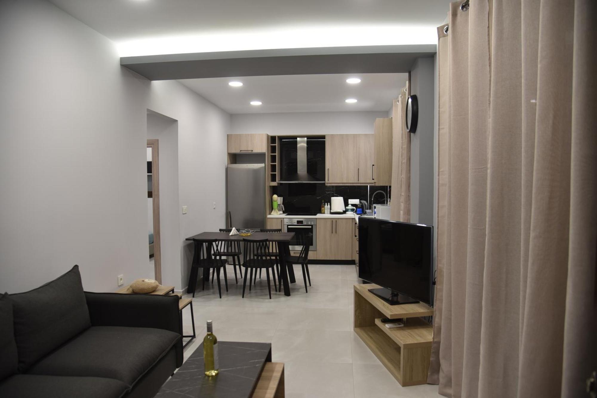 Pirgos Deluxe Apartment - Private Parking Kíssamos Extérieur photo